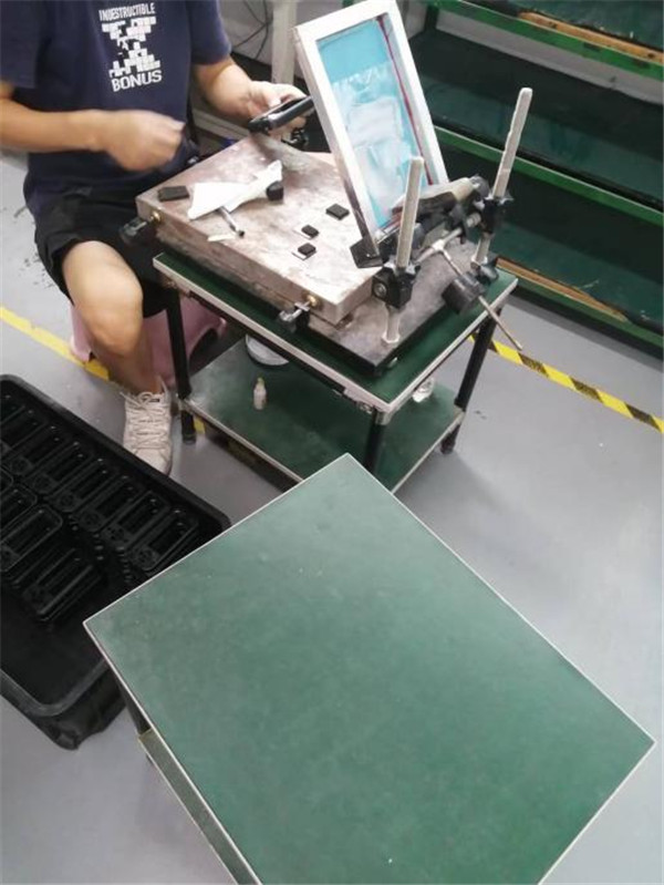 Customised Screens for 'Australian Customer RVS' TPMS products are officially shipped!-01 (1)